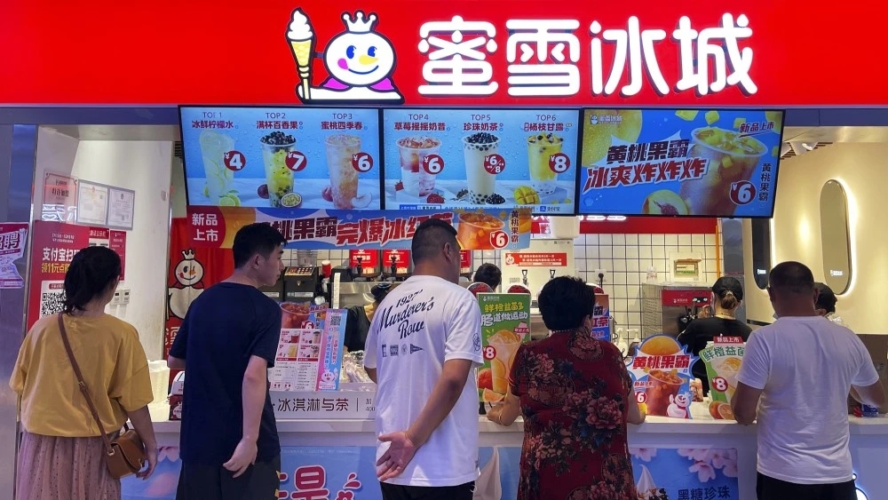 “平价之光”蜜雪冰城,盯上了日本年轻人